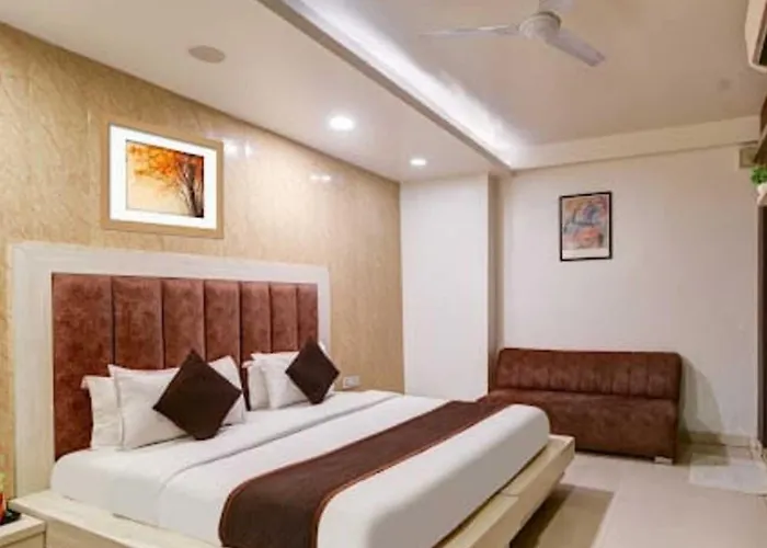 Hotel Seventh Heaven I Britannia Chowk Delhi I Couple Friendly I Value For Money I Free Parking Access New Delhi